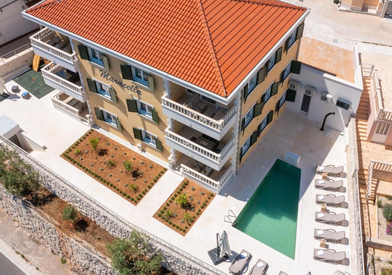 Apartments Villa Maracella Marina Buitenkant foto