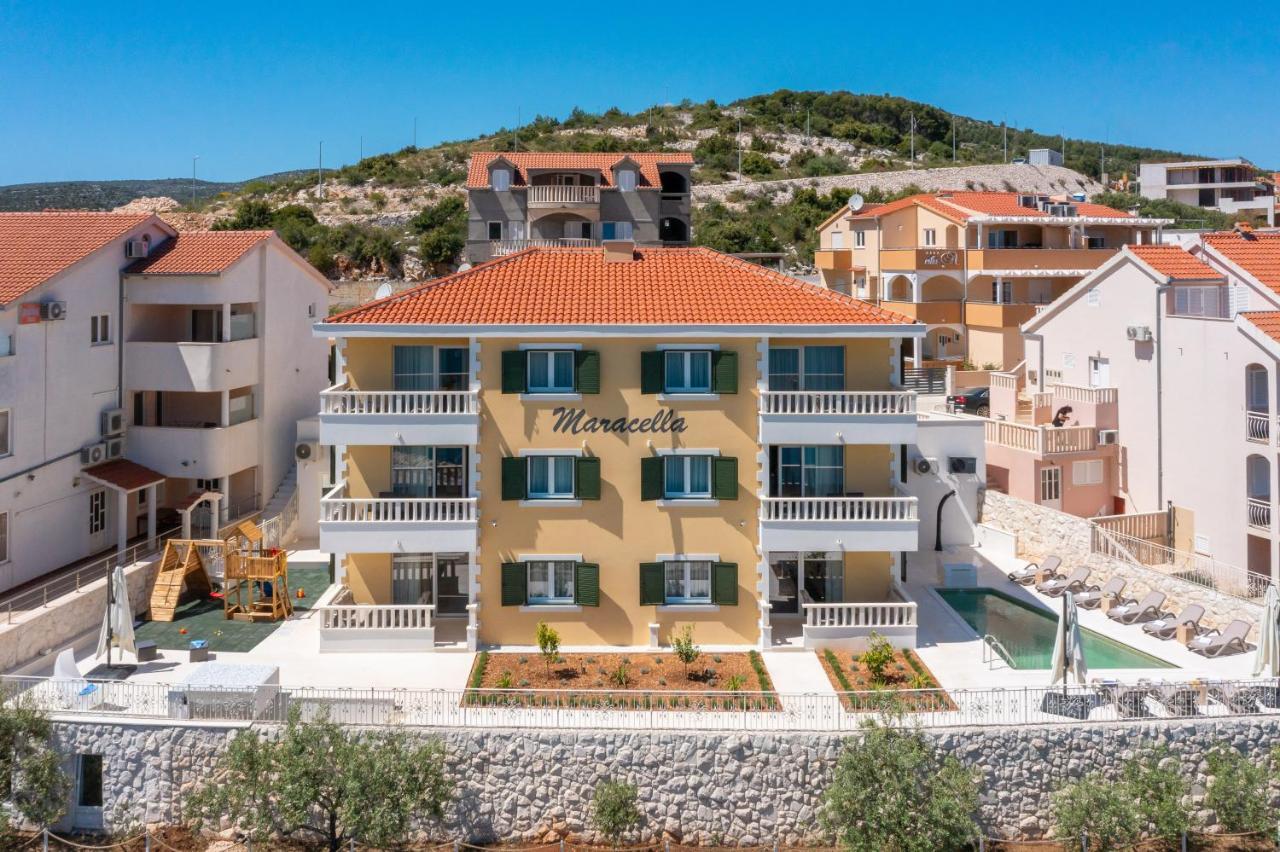 Apartments Villa Maracella Marina Buitenkant foto