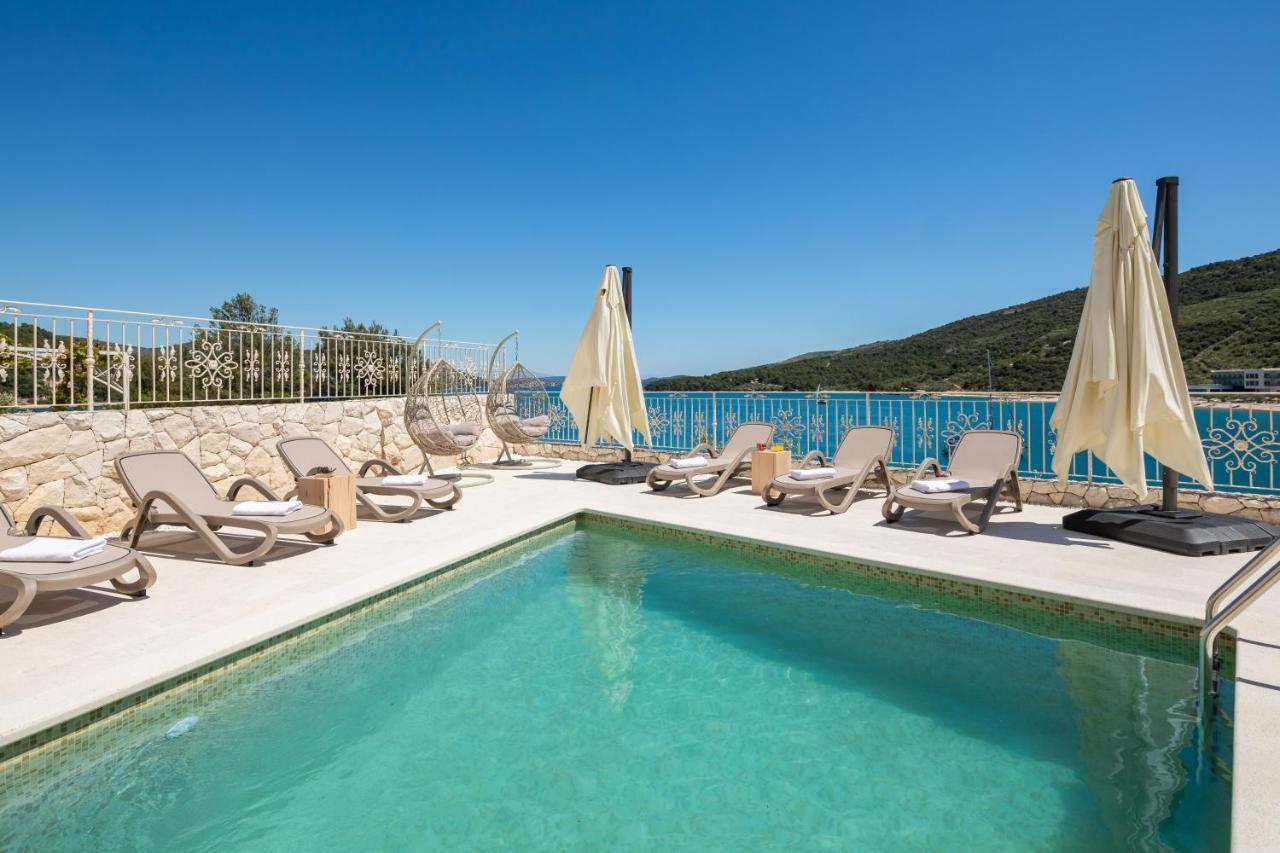 Apartments Villa Maracella Marina Buitenkant foto