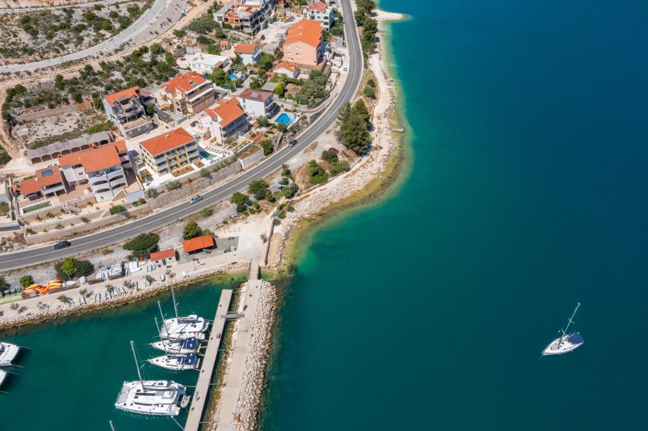 Apartments Villa Maracella Marina Buitenkant foto